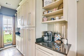 Steps From Gulf: Freeport Home w/ Water Views