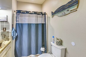 Steps From Gulf: Freeport Home w/ Water Views