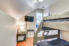 Steps From Gulf: Freeport Home w/ Water Views