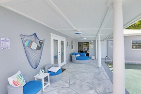 Airy Canal-front Oasis in Cape Coral w/ Pool!