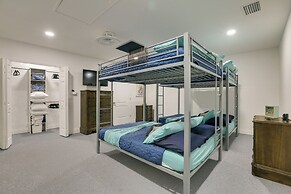 Airy Canal-front Oasis in Cape Coral w/ Pool!