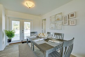 Airy Canal-front Oasis in Cape Coral w/ Pool!