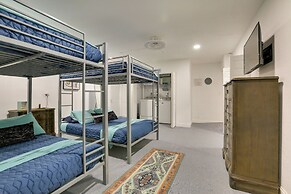 Airy Canal-front Oasis in Cape Coral w/ Pool!