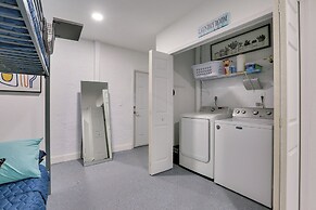 Airy Canal-front Oasis in Cape Coral w/ Pool!