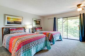 Hot Tub & Deck: Margaritaville Resort Retreat!