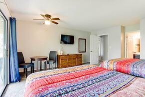 Hot Tub & Deck: Margaritaville Resort Retreat!