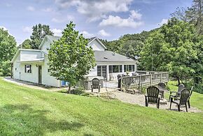 Quiet Rockbridge Cottage ~ 4 Mi to Hocking Hills!