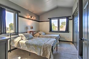 Pet-friendly Choteau Townhouse With Gas Grill!