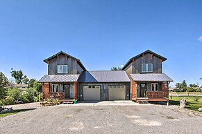 Pet-friendly Choteau Townhouse With Gas Grill!