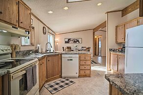 Charming Grants Pass Home w/ Large Backyard!