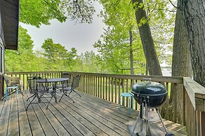 Waterfront Paradise Lake Cottage w/ Private Dock!