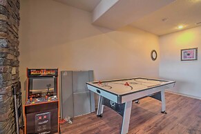 Branson Group Getaway: 2 Mi to Silver Dollar City!