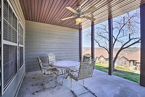 Branson Group Getaway: 2 Mi to Silver Dollar City!