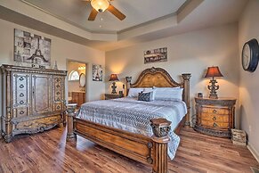 Branson Group Getaway: 2 Mi to Silver Dollar City!