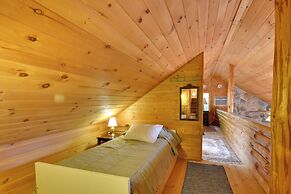 Peaceful Bedford Escape: Deck & Stunning Views!
