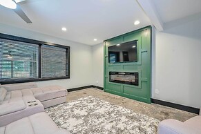 Stylish Atlanta Retreat < 7 Mi to Midtown!