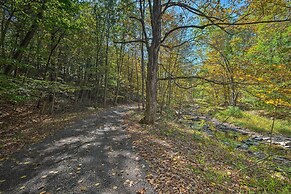 Catskill Mtn Home w/ Deck ~ 1 Miles to Zoom Flume!