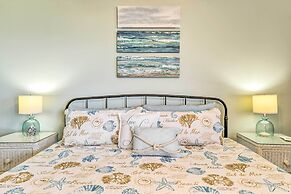 Fernandina Beach Condo ~ 1 Mi to Golf Courses