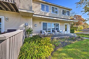 Charming Saratoga Lake Retreat w/ Dock Access