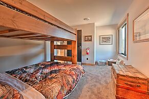 Massive Hatfield 'loon Lodge' w/ Roller Rink