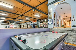 Massive Hatfield 'loon Lodge' w/ Roller Rink
