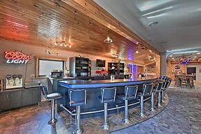 Massive Hatfield 'loon Lodge' w/ Roller Rink