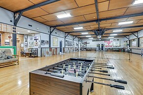 Massive Hatfield 'loon Lodge' w/ Roller Rink