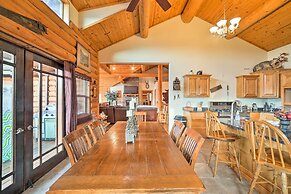 Walk to Table Rock Lake: Spacious Home w/ Deck!