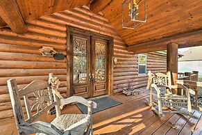 Walk to Table Rock Lake: Spacious Home w/ Deck!