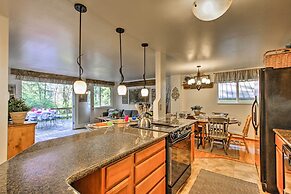 Anderson Island Home w/ Hot Tub, Near Beaches