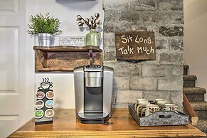 Anderson Island Home w/ Hot Tub, Near Beaches