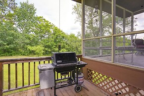 15 Mi to Downtown Minneapolis: Retreat on 5 Acres