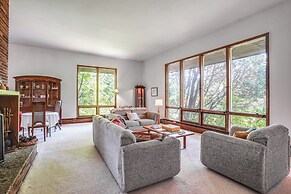 15 Mi to Downtown Minneapolis: Retreat on 5 Acres