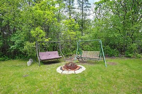 15 Mi to Downtown Minneapolis: Retreat on 5 Acres