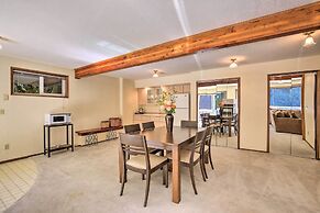 Spacious Kalama Studio w/ Riverfront Deck!