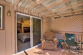 Spacious Kalama Studio w/ Riverfront Deck!