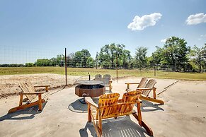 Lake Fork Vacation Rental With Fire Pit!
