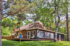Spacious Brainerd Home by Dwtn - Summer Paradise!