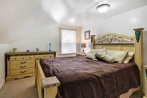 Historic Carriage House < 20 Mi Elk Mtn: Hike, Ski