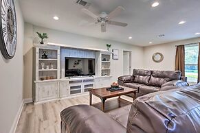 Spacious Gulfport Home w/ Yard: 1 Mi to Beach