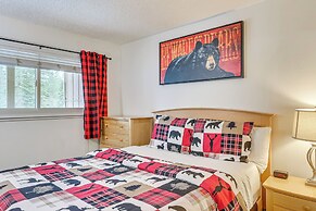 1 Mi to Beach: Incline Village Condo w/ Deck!