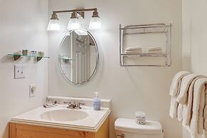 1 Mi to Beach: Incline Village Condo w/ Deck!