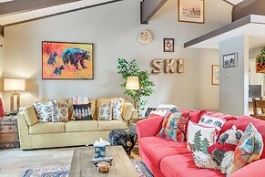 1 Mi to Beach: Incline Village Condo w/ Deck!