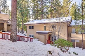 1 Mi to Beach: Incline Village Condo w/ Deck!