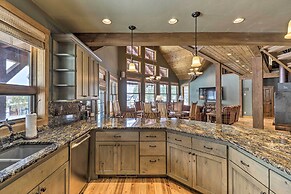 Beautiful Eureka Cabin Rental on Golf Resort!