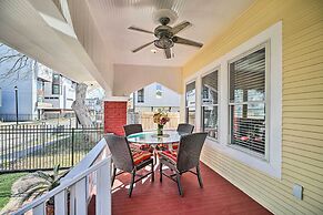 Spacious Midtown Houston Home w/ Deck!