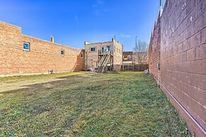Pet-friendly Downtown Hettinger Apt w/ Yard!