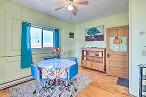 Pet-friendly Downtown Hettinger Apt w/ Yard!