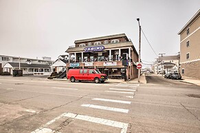 Cozy Hampton Cottage w/ BBQ - Walk to Ocean!