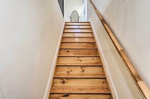 Bright Irvington Home ~ 2 Mi to Prudential Center!